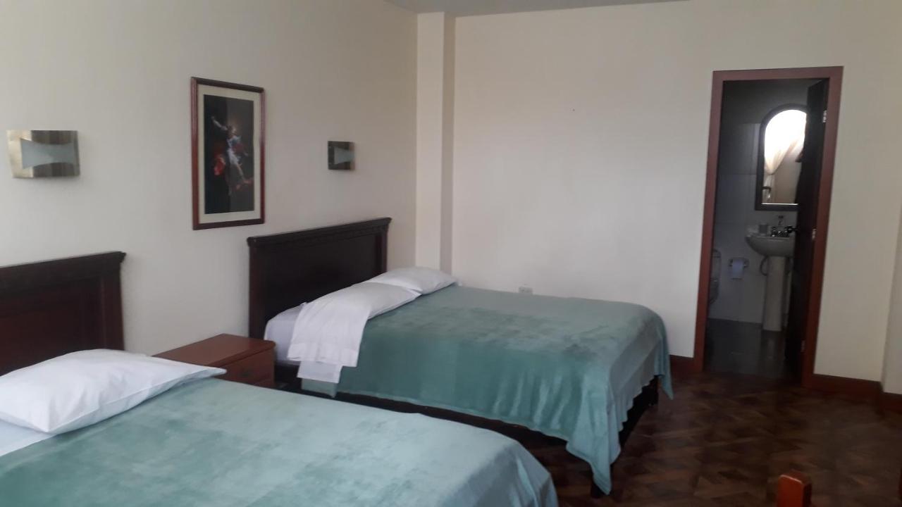 El Cardenal Hotel Loja Bagian luar foto